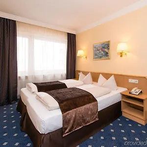 3* Hotel Royal